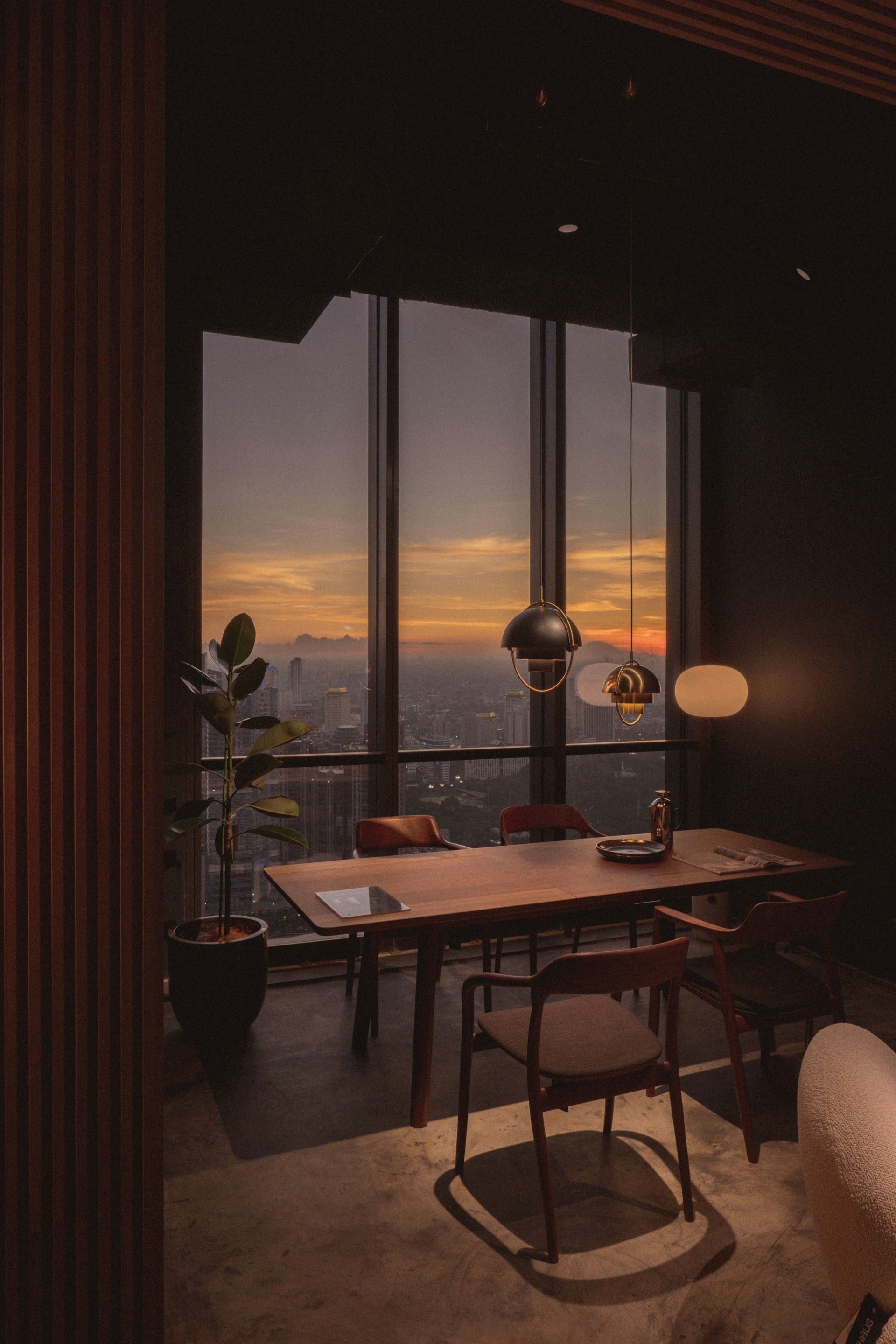 The Royal Advisor Office